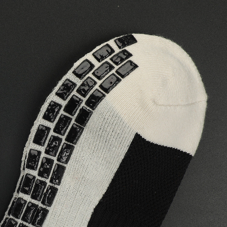 Black non-slip socks